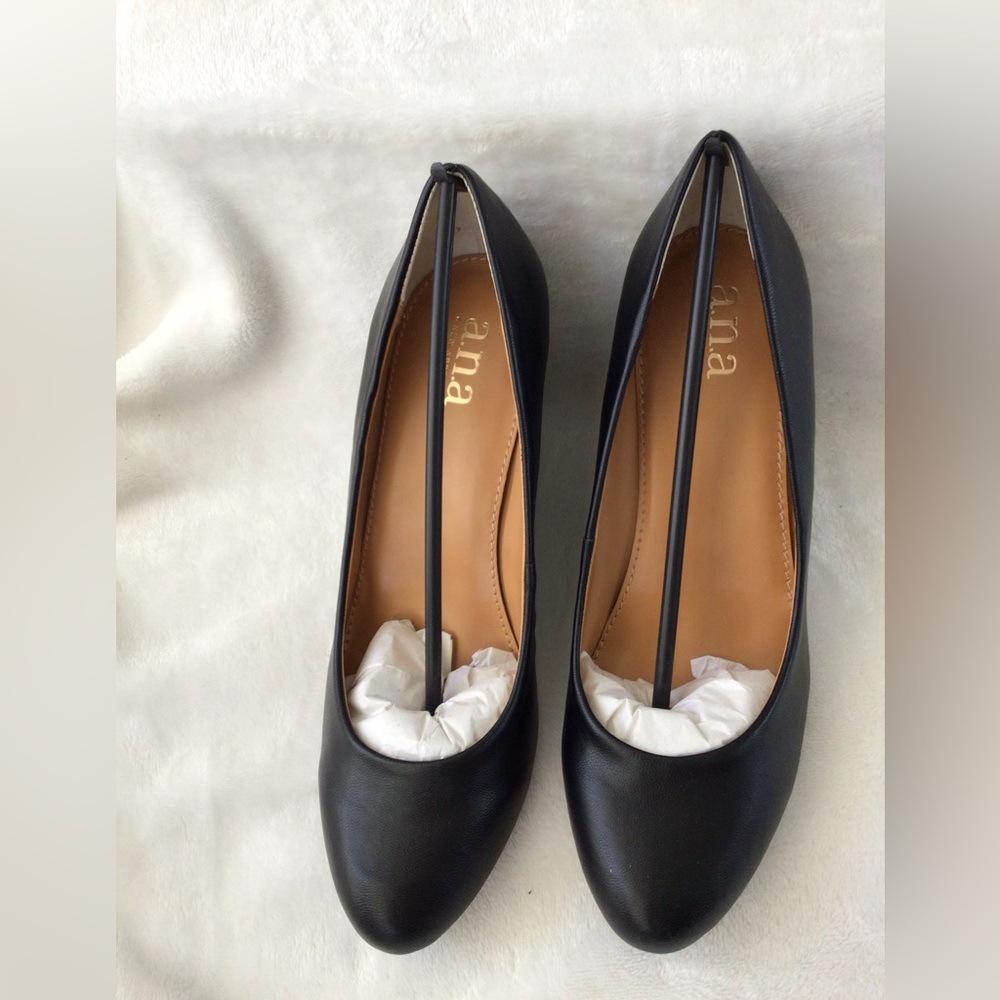 a.n.a Women's Classic Black Heels